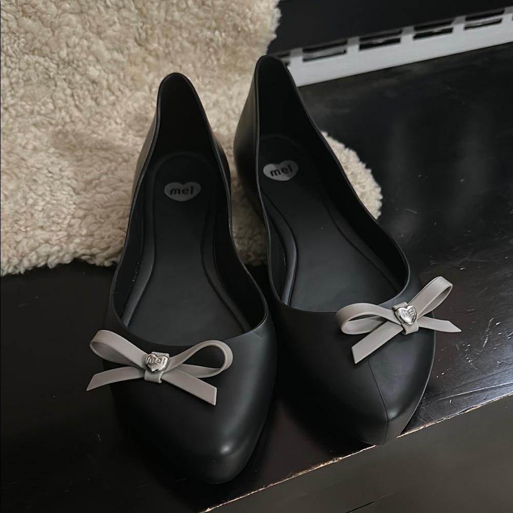 ME Makeover Essentials Black and Gray Flats with Bow